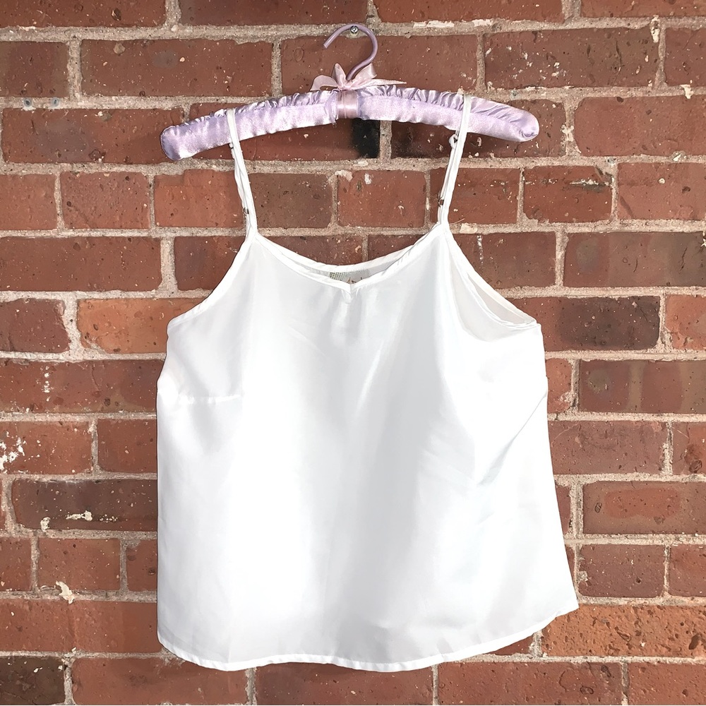 Cyn by Cynthia Mehra White Tank Top with Adjustable Straps - L/XL